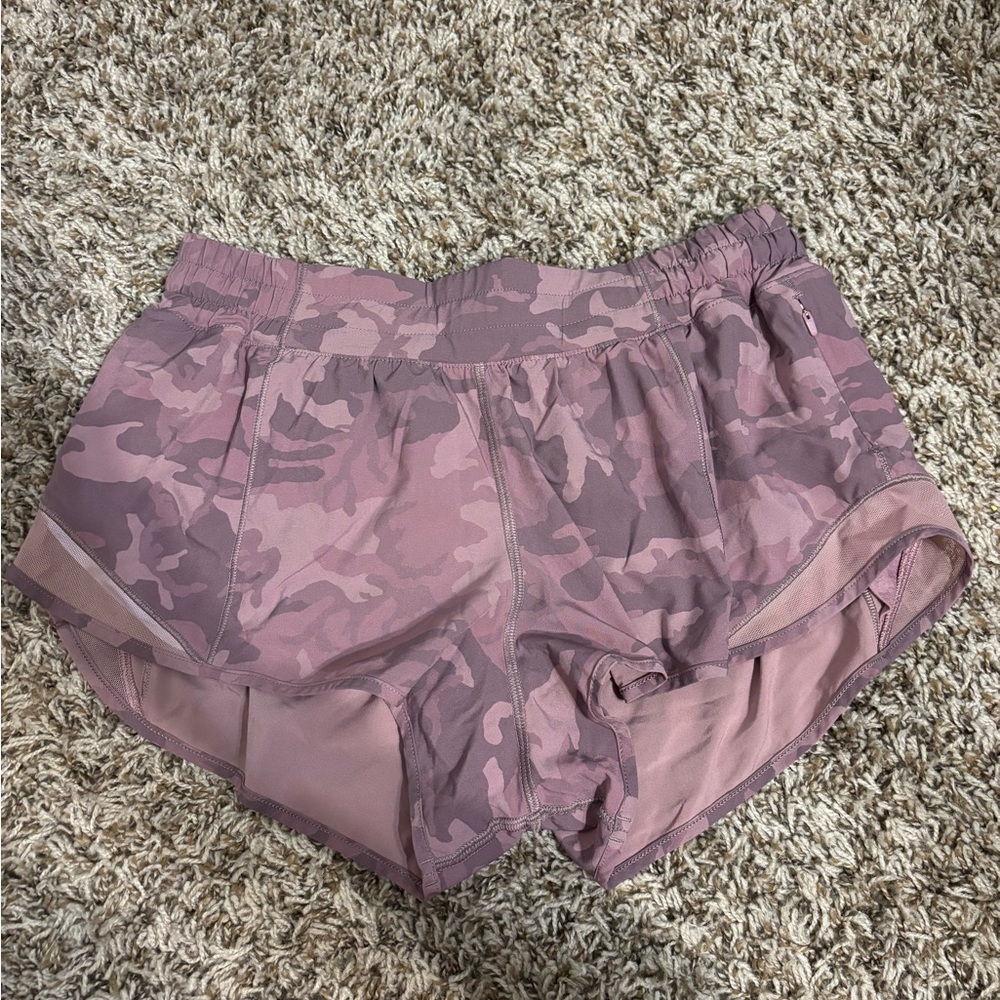 Lululemon hotty hot shorts
